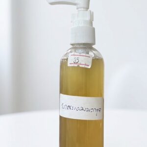 ยาสระผมมะกรูด (citrus herbal shampoo)